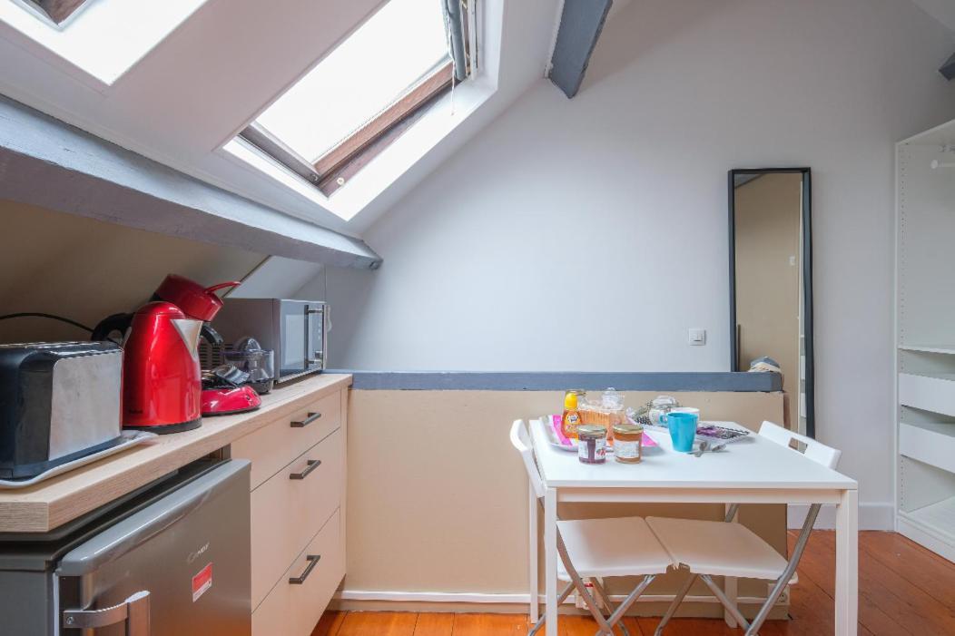 L'Escale Nemourienne Appartement Nemours Buitenkant foto